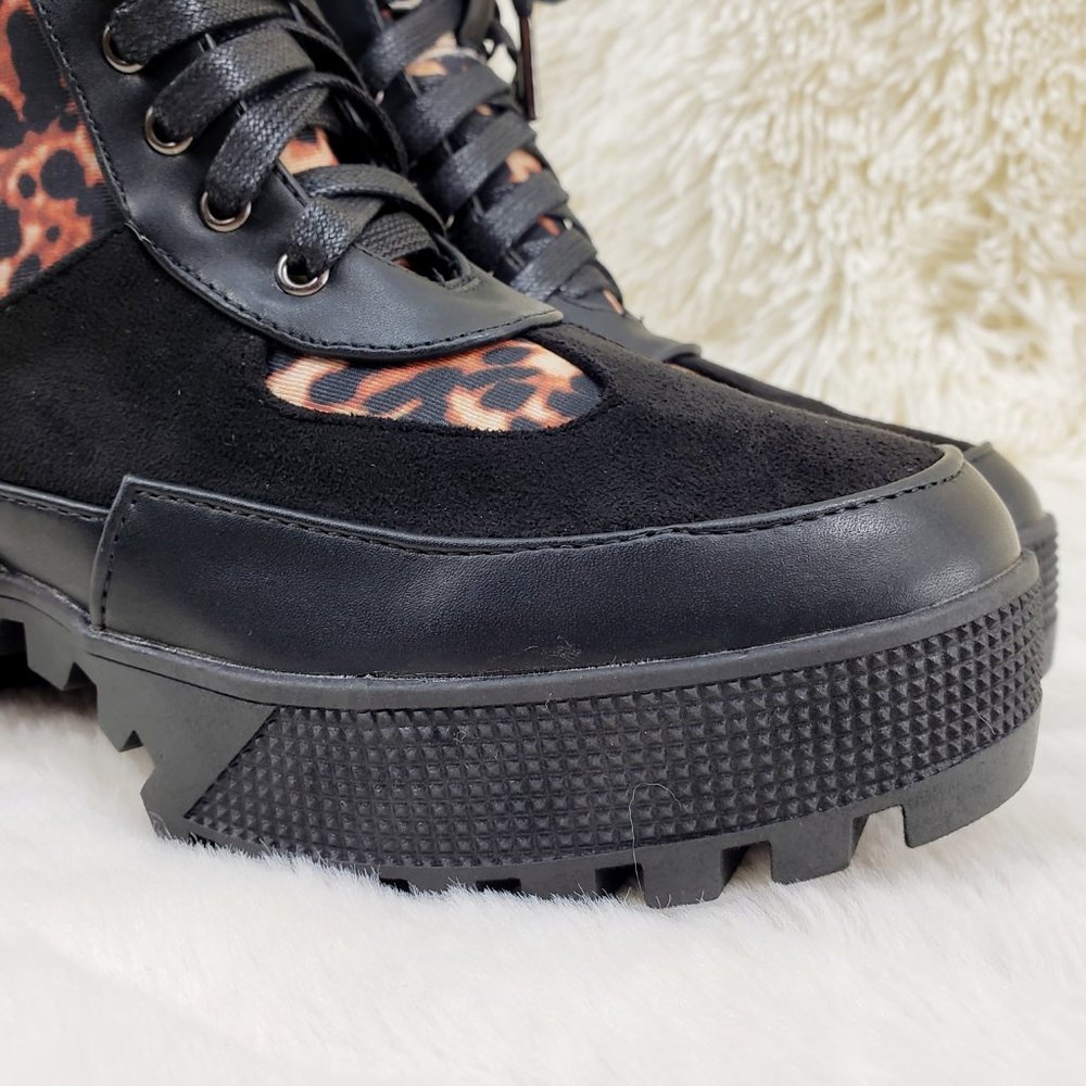 Chase Lug Sole Combat Ankle Boot Black Leopard - Picture 9 of 10
